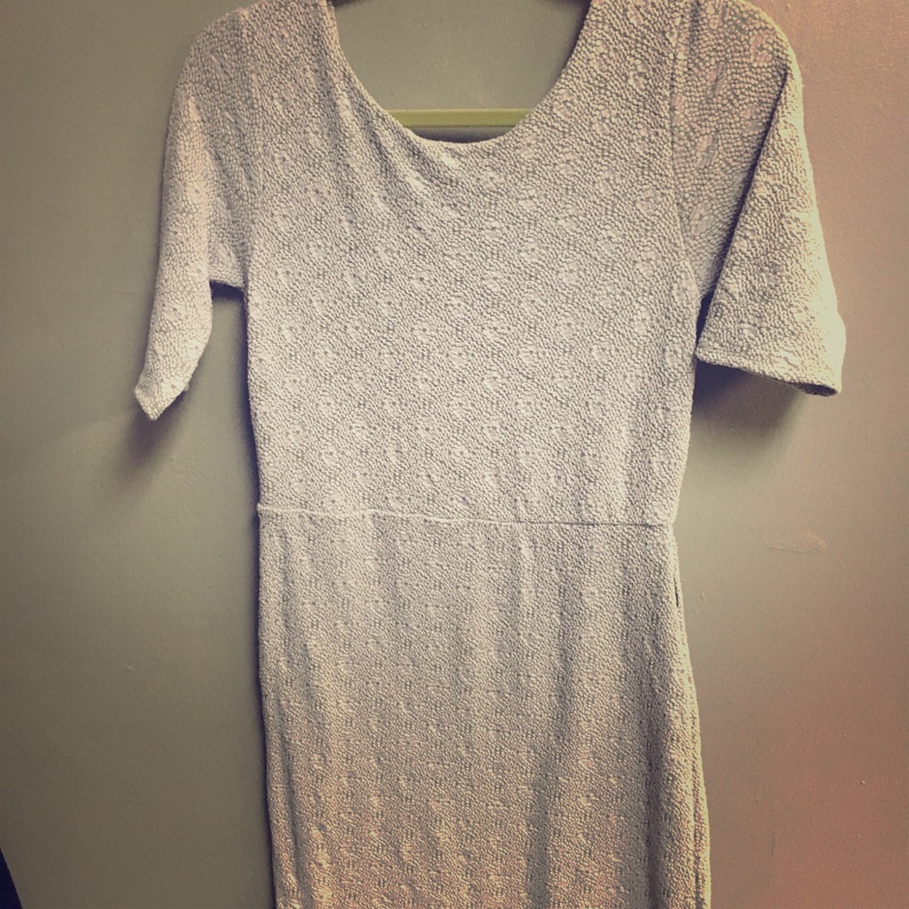 Free peopled dress